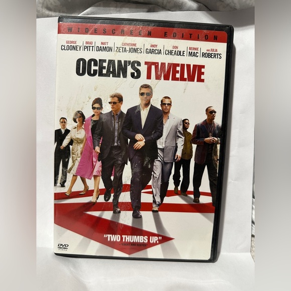 Get Ready for a Wild Ride with Oceans Twelve DVD - The Ultimate Heist Adventure! - Picture 1 of 3